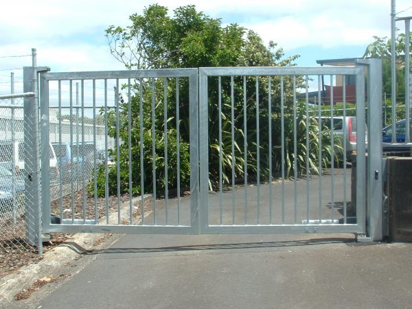 Kaikohe Court House Dual Swing Gate